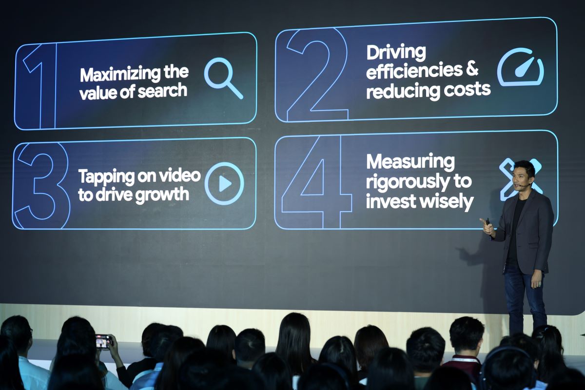 Representantes de Google comparten cambios notables ante los invitados al evento Google Marketing Live Vietnam 2025. Foto: Google Vietnam