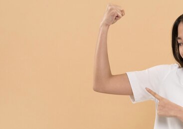 Reasons why female biceps are getting bigger after the age of 30. Photo: Thuy Duong