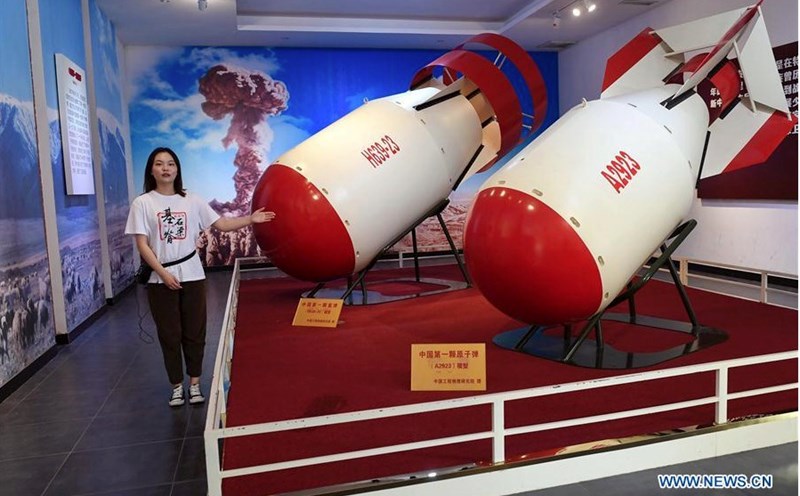 The model of China's first nuclear bomb (R) and the carbon bomb at an exhibition in Liangdancheng, Zitong Province, Myanmar, Sichuan Province, southwest China, on April 23, 2019.
