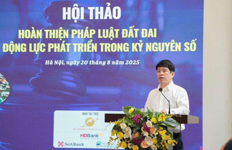 PGS.TS Nguyen Dinh Tho phat bieu tai hoi thao. Anh: BTC