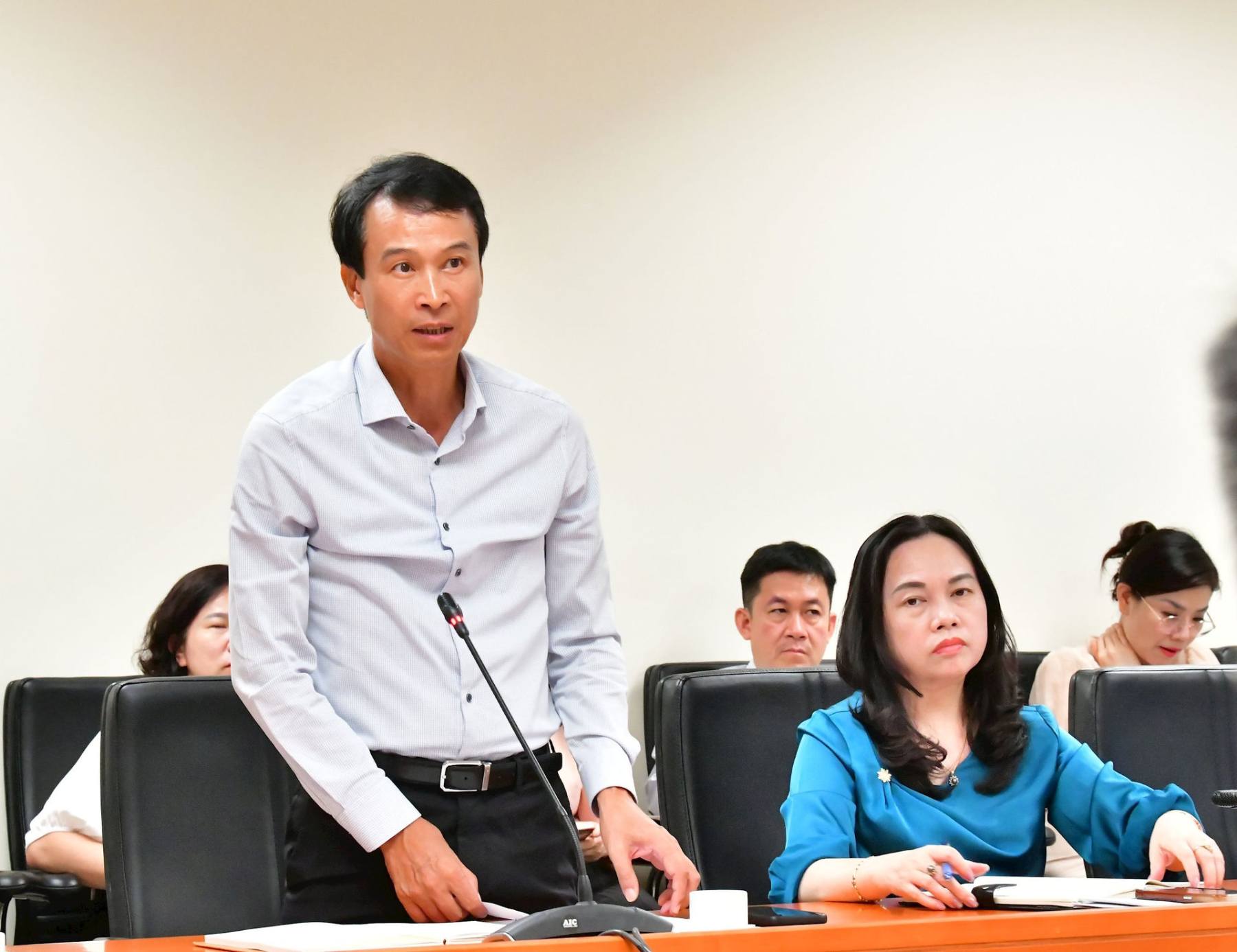 Ong Nguyen Tuong Son - Vu truong Vu Ke hoach - Tai chinh danh gia cao su vao cuoc cua KTNN. Ảnh: N.Loc