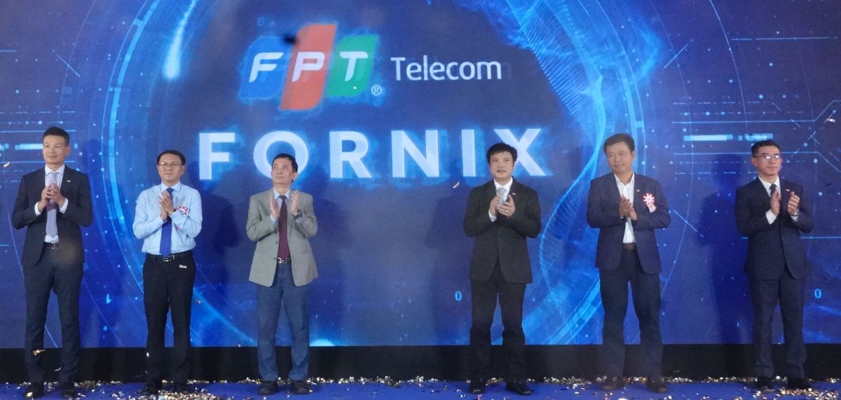 El centro de datos FPT Fornix HCM02 se puso en funcionamiento oficialmente en la mañana del 20 de agosto. Foto: Nguyen Dang