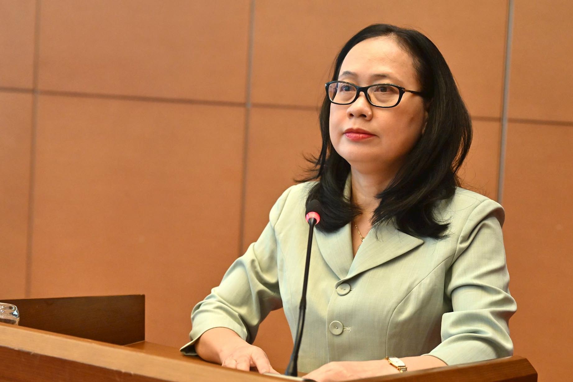 Pho Chu nhiem Van phong Quoc hoi Nguyen Thi Thuy Ngan cho biet, cong tac bao ve bi mat nha nuoc trong cac co quan la nhiem vu quan trong. Anh: Quang Khanh