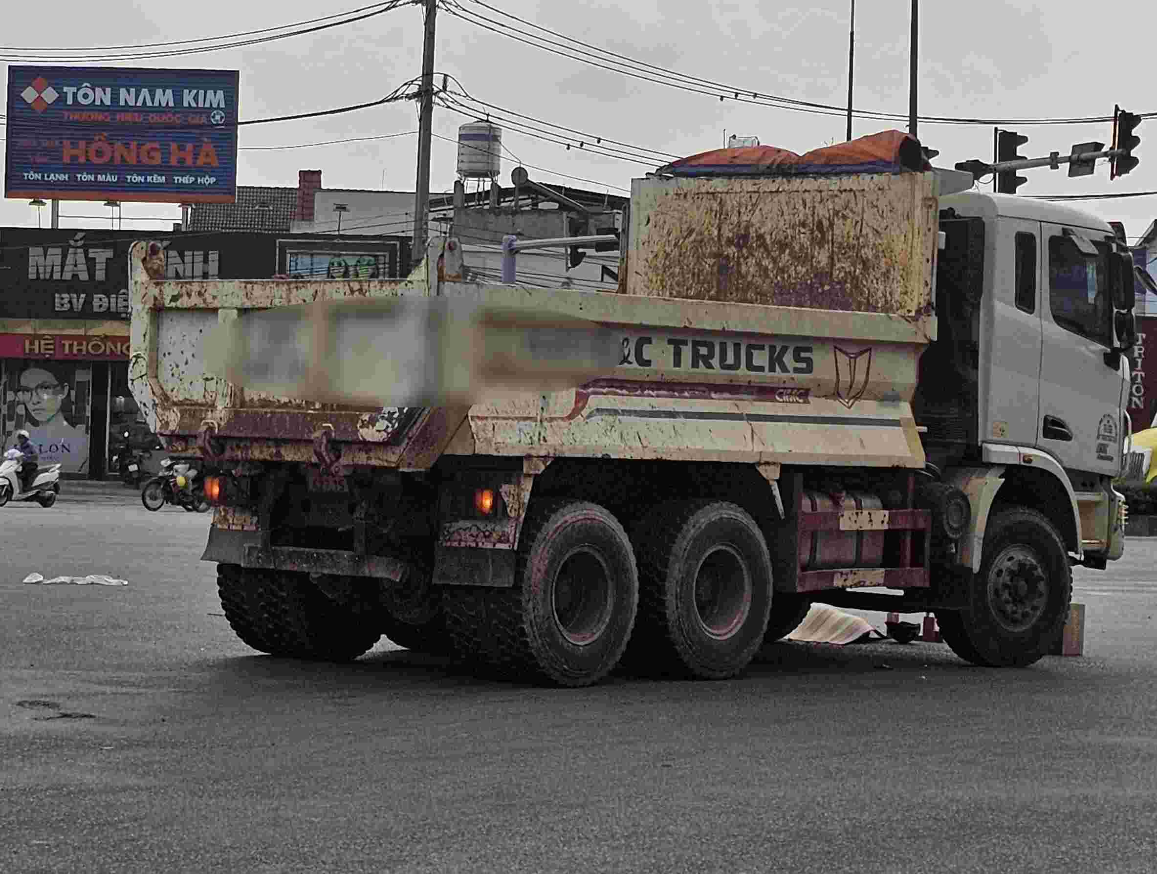 事故現場。写真: Dinh Trong