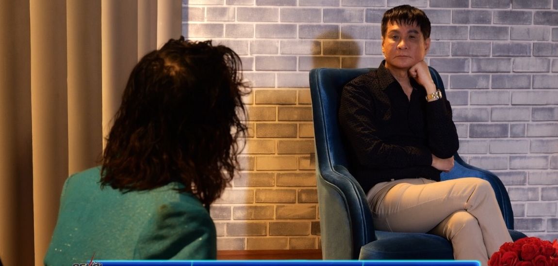 Mr. B confided to Le Hoang about his wife's affair. Photo: Jet provided.