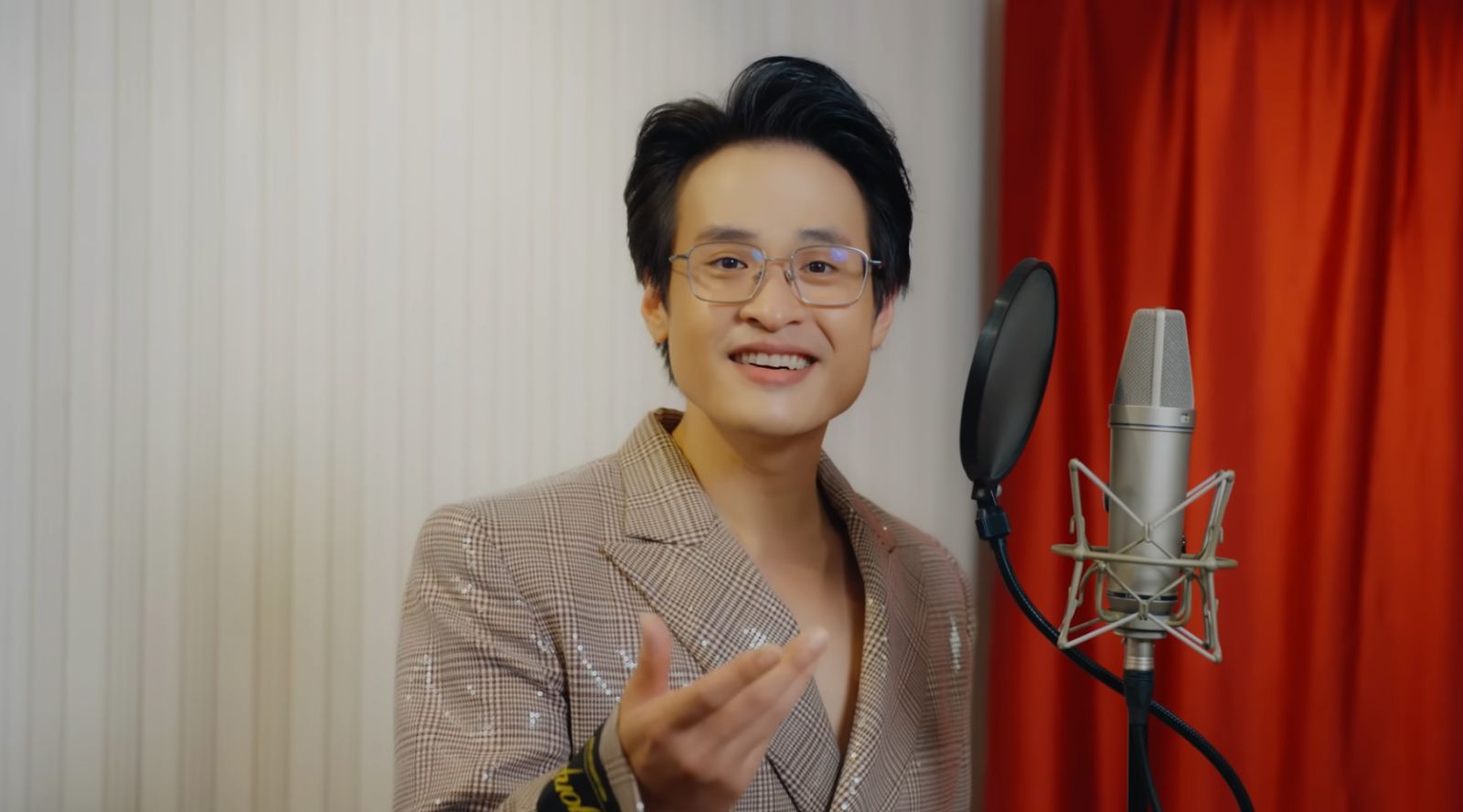 가수 Ha Anh Tuan. 사진: 예술가 제공.