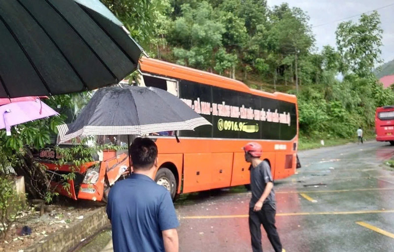 ラオカイで2人が死傷した事故現場。写真:住民提供