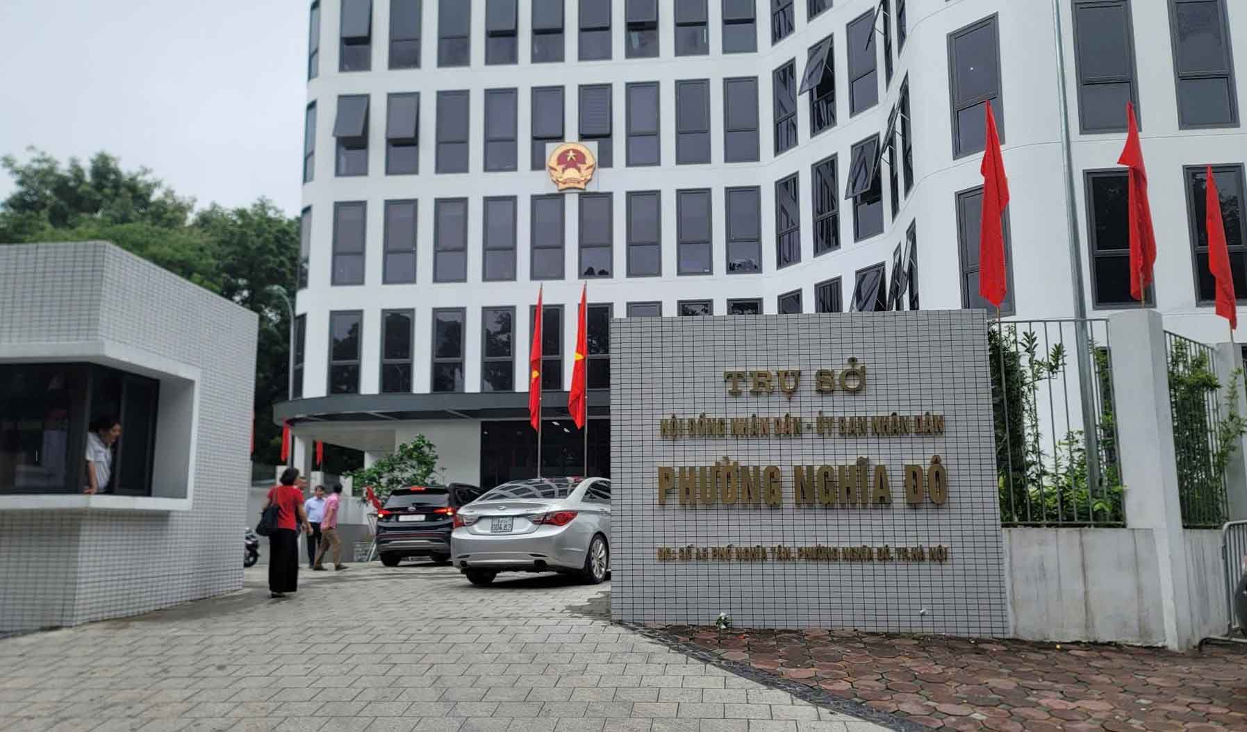 Headquarters of the People's Council and People's Committee of Nghia Do Ward, Hanoi. Photo: Thanh An