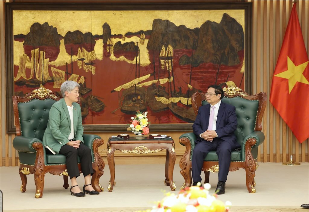 Politburo member and Prime Minister Pham Minh Chinh received Australian Foreign Minister Penny Wong. Photo: Hai Nguyen