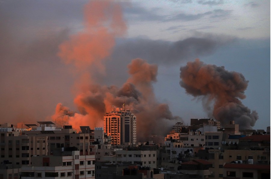 이스라엘의 공격 후 가자 시티. 사진: 신화통신