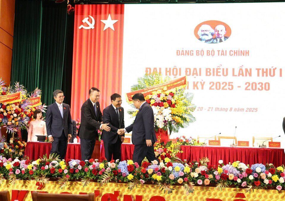 Dong chi Nguyen Chi Dung, Uy vien Ban Thuong vu Dang uy Chinh phu, Pho Thu tuong Chinh phu den du Dai hoi. Anh: Duc Thanh