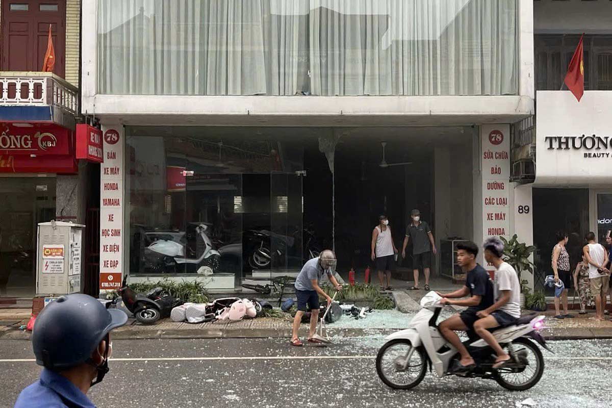 The explosion occurred at a motorbike shop in Trai 10 area, Hoanh Bo ward, Quang Ninh province. Photo: Provided by the people