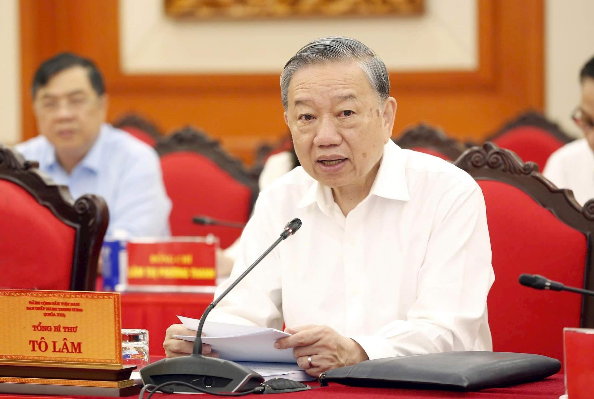 Tong Bi thu To Lam phat bieu dinh huong cuoc lam viec. Anh: Viet Thanh