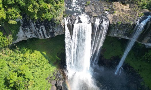 Thác K50, nơi đang thu hút khách du lịch khám phá cần được đầu tư, kết nối để tiếp tục phát triển. Ảnh: Thanh Tuấn