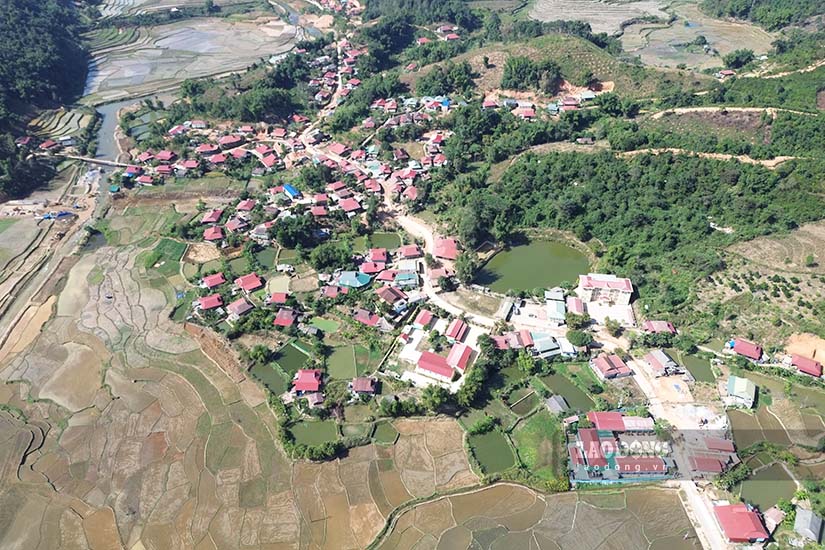 A corner of the center of Chieng Sinh commune, Dien Bien province. Photo: Quang Dat