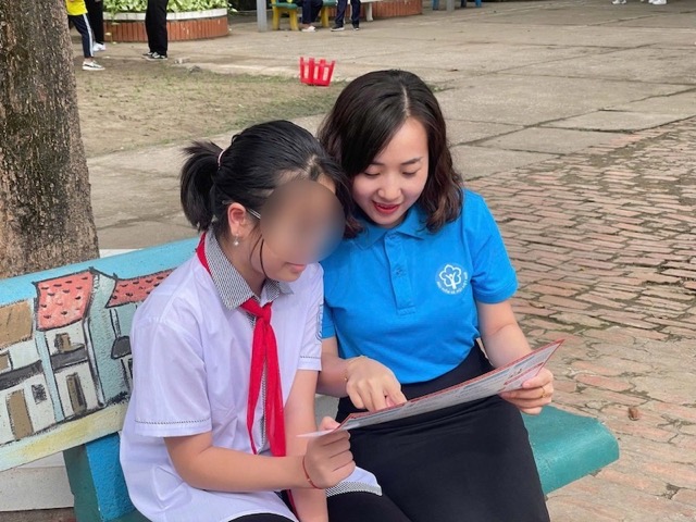 Hoc sinh sinh vien se duoc huong nhieu quyen loi khi kham chua benh BHYT. Anh: Bao hiem xa hoi Viet Nam cung cap 
