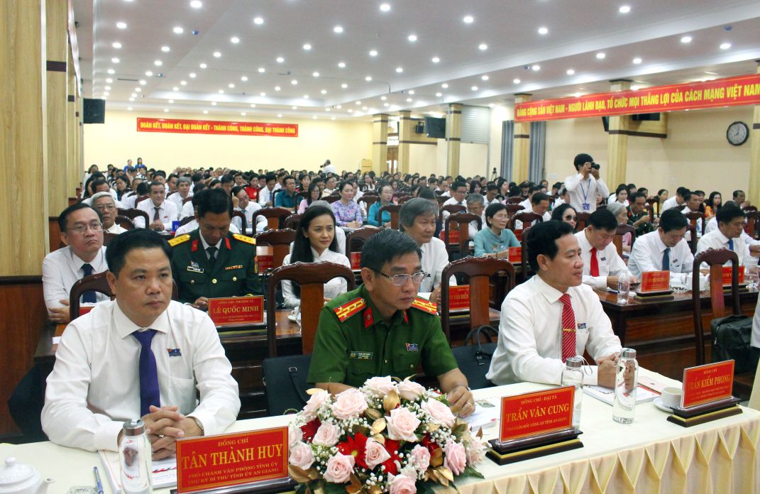 Dai hoi Dang bo phuong Chau Doc, nhiem ky 2025-2030 co 247 dai bieu chinh thuc tham du. Anh: Lam Dien