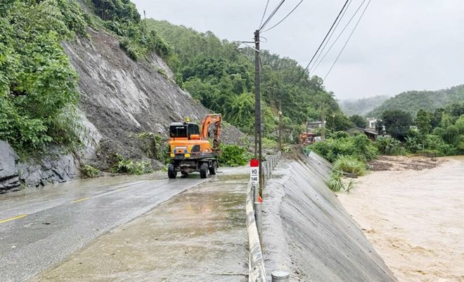 Sạt lở nhiều tuyến quốc lộ, Thái Nguyên phát công điện ứng phó mưa lũ