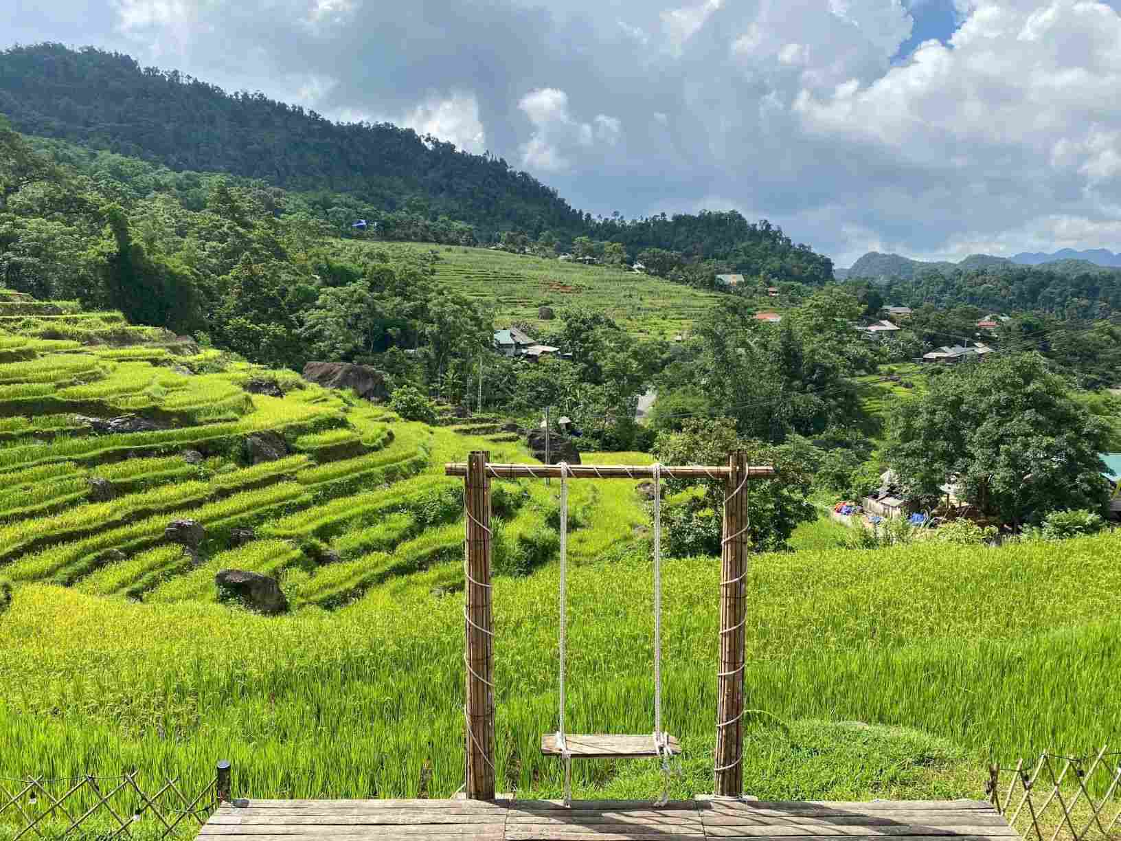 Màu xanh mướt mắt của những thửa ruộng bậc thang Pù Luông. Ảnh: Khu nghỉ dưỡng