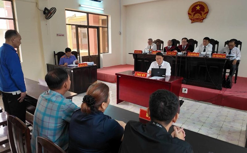 Giang has defrauded and appropriated money from many people for personal use.