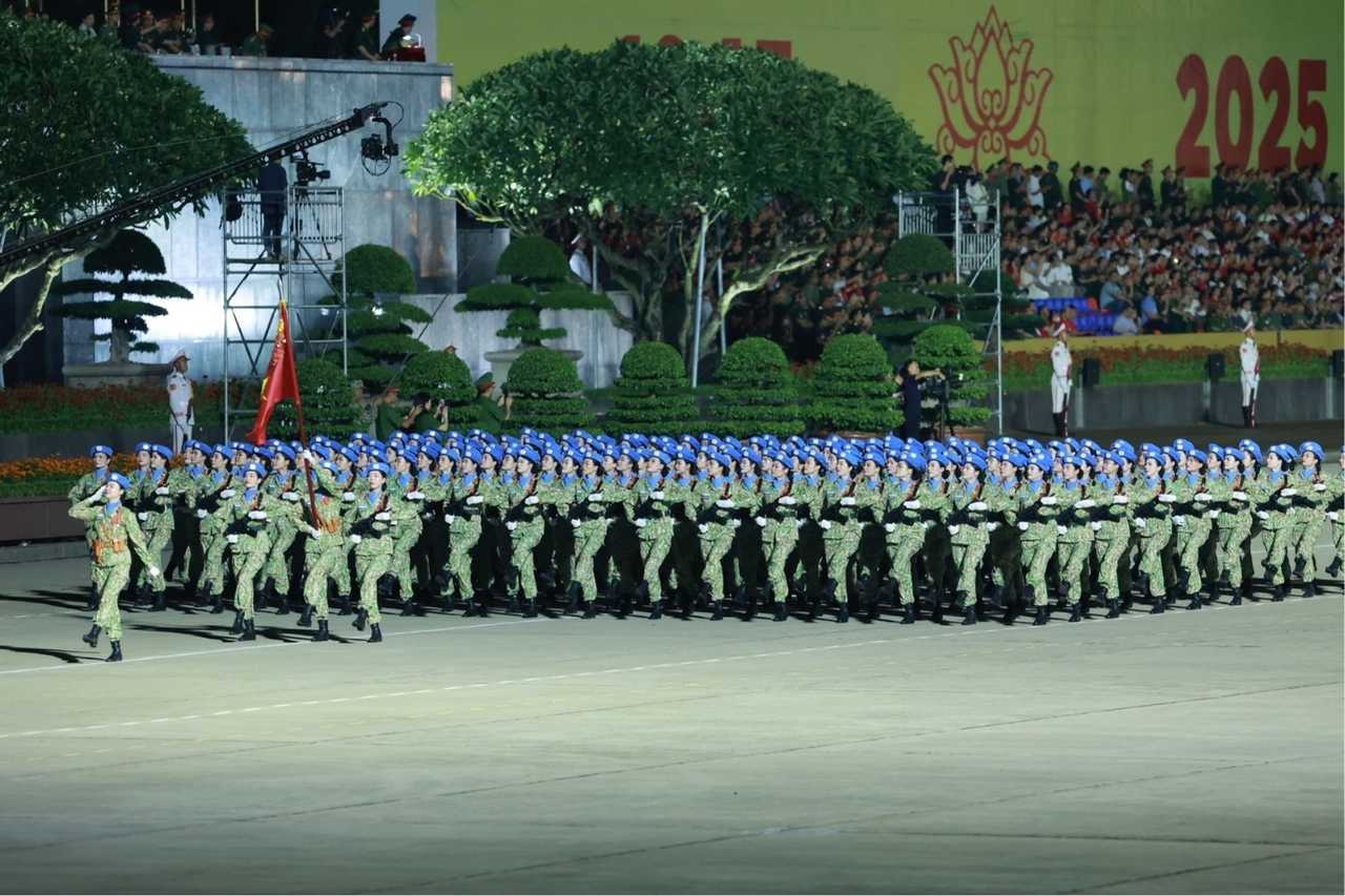 gin giu hoa binh