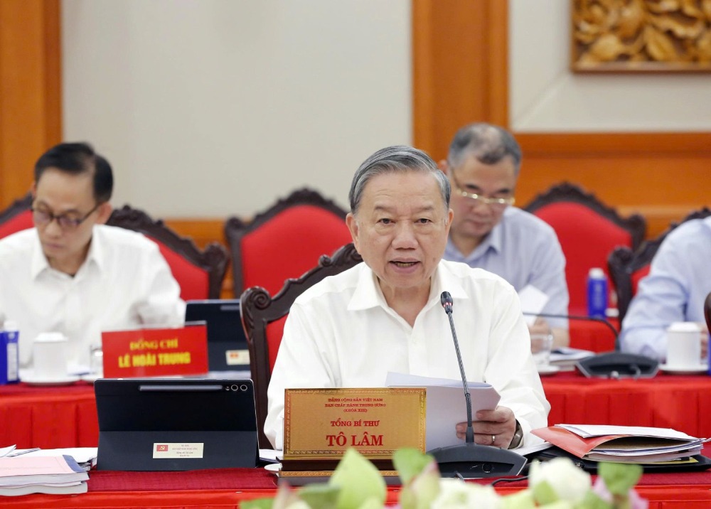 Tong Bi thu To Lam phat bieu tai buoi lam viec. Anh: Hien Hoa