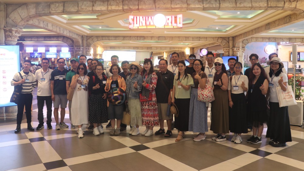 2025년 8개월 동안 안장성은 1 800만 명 이상의 관광객을 맞이할 것으로 예상됩니다. 사진: 남프엉