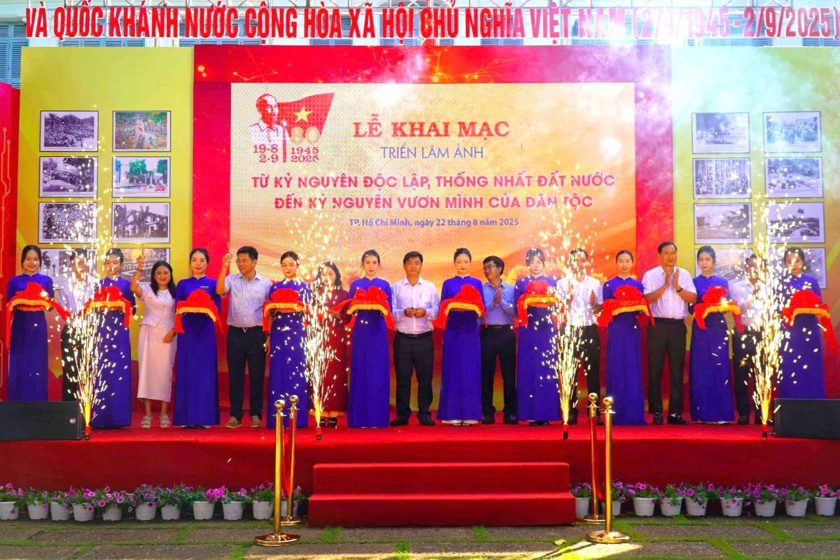 TPHCM Vung Tau phuongで写真展が開幕。写真:Thanh An