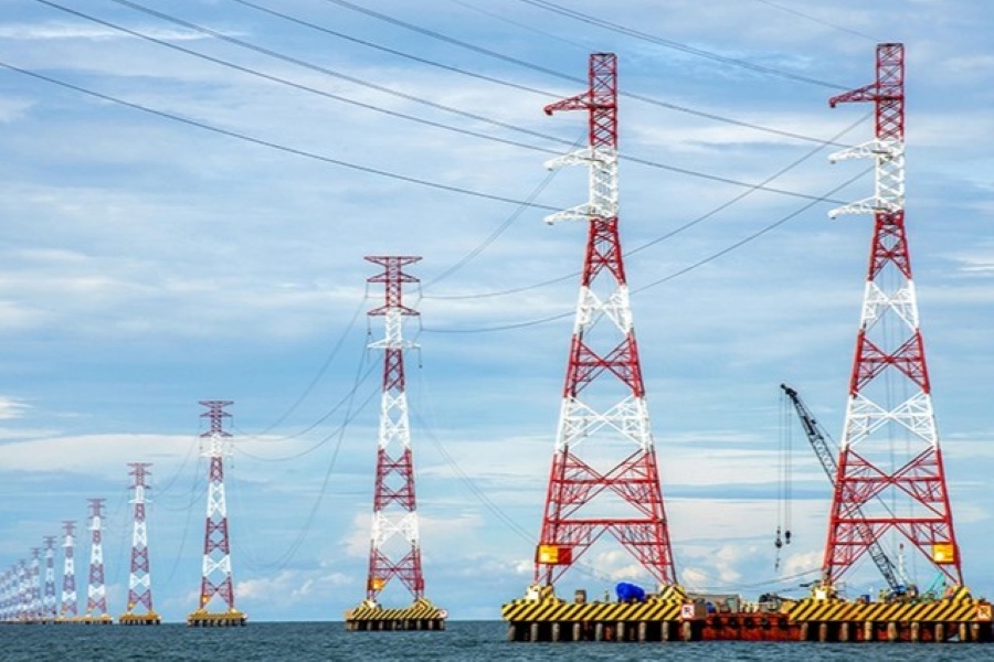 コンダオへの電力供給プロジェクトは、8月22日午後5時から試運転を開始します。写真:EVN