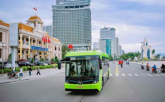 Authorities in Khanh Hoa require transport business units to strictly comply with legal regulations. Photo: Huu Long