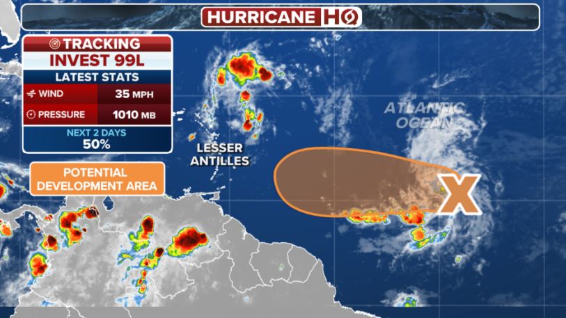 Ap thap Invest 99L. Anh: Fox Weather