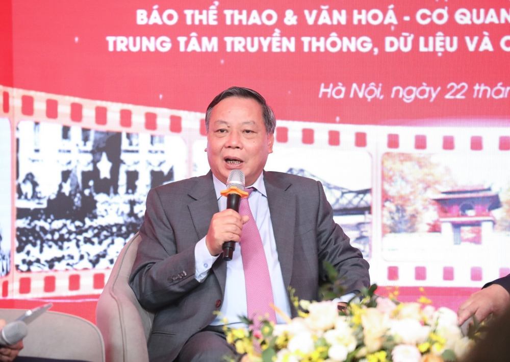 TS Nguyen Van Phong phat bieu tai toa dam. Anh: BTC