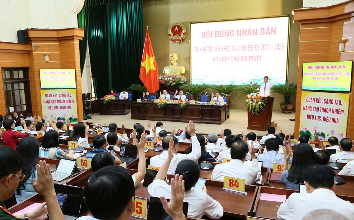 The thirtyth session of the People's Council of Hung Yen province, term XVII, 2021 - 2026. Photo: Hung Yen Provincial Portal