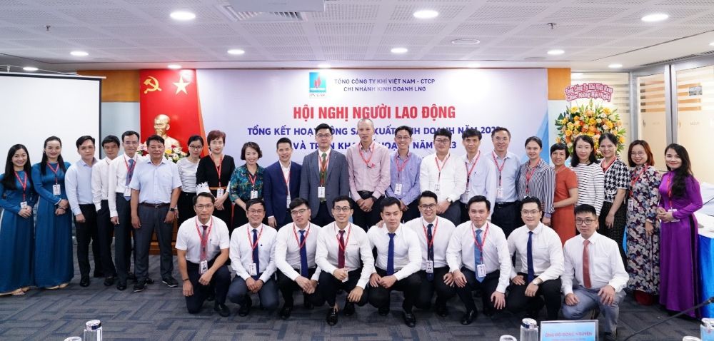 H2. PV GAS LNG to chuc Hoi nghi nguoi lao dong, dip de don vi tong ket, bao cao Lanh dao PV GAS chang duong da qua, doan ket phan dau vi tuong lai phia truoc
