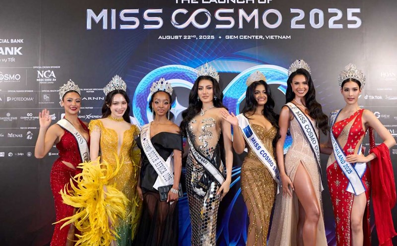 The beauties at the event. Photo: Provided by Uni.