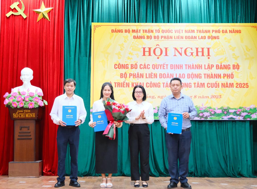 다낭시 호아끄엉동 노동조합이 새로운 기초 노동조합을 설립했습니다. 사진: 호아끄엉 노동조합.