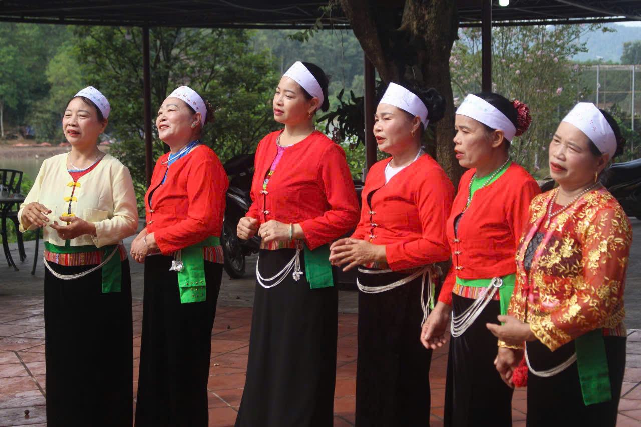 Doan bieu dien van nghe do cong dong thanh lap voi doi ngu khoang 30 nguoi. Anh: Le Tuyen