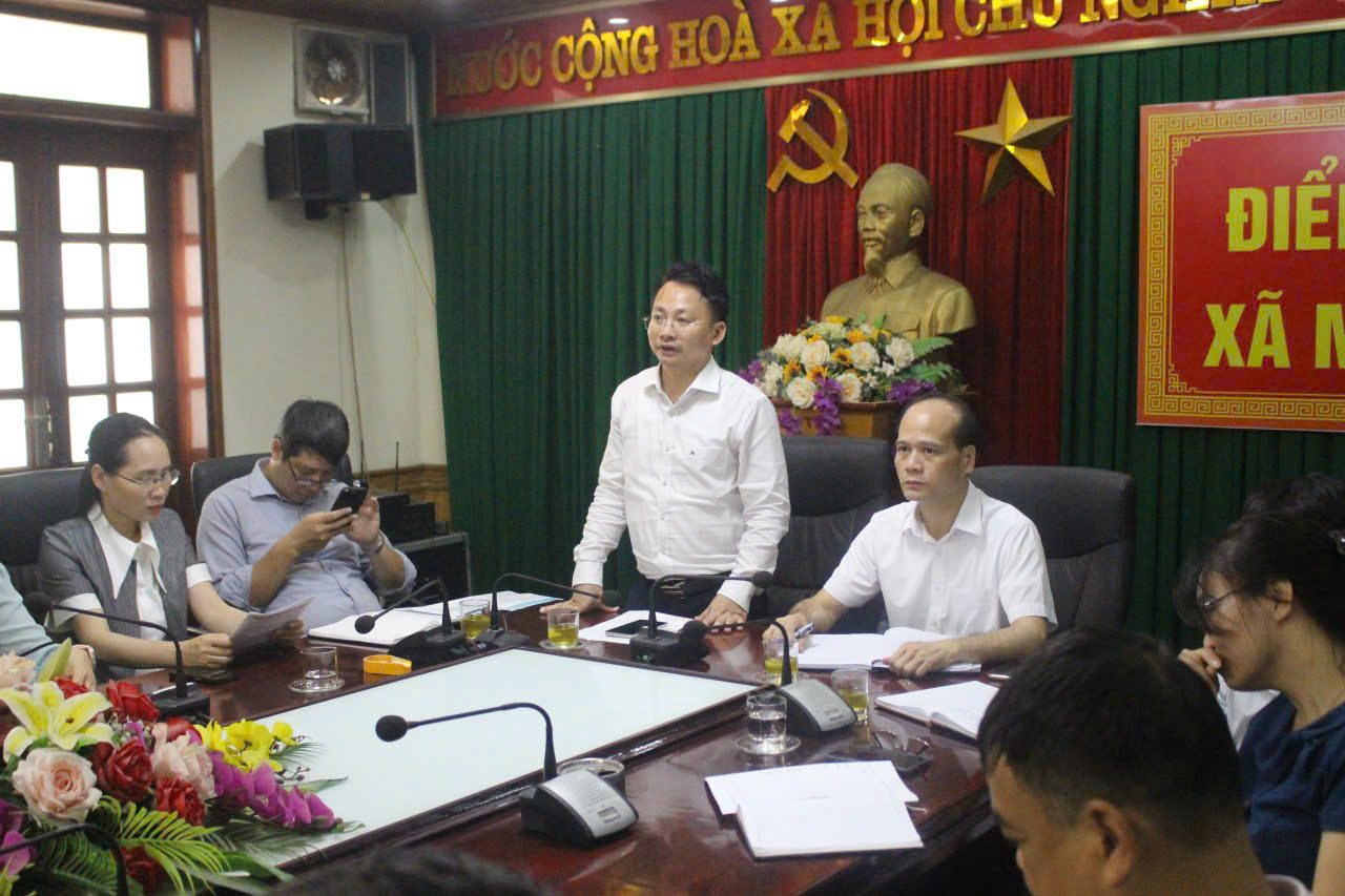  Hoi nghi bao cao tien do va ket qua xay dung san pham du lich cong dong lang Phu Coc co su gop y cua nhieu chuyen gia. Anh: Le Tuyen