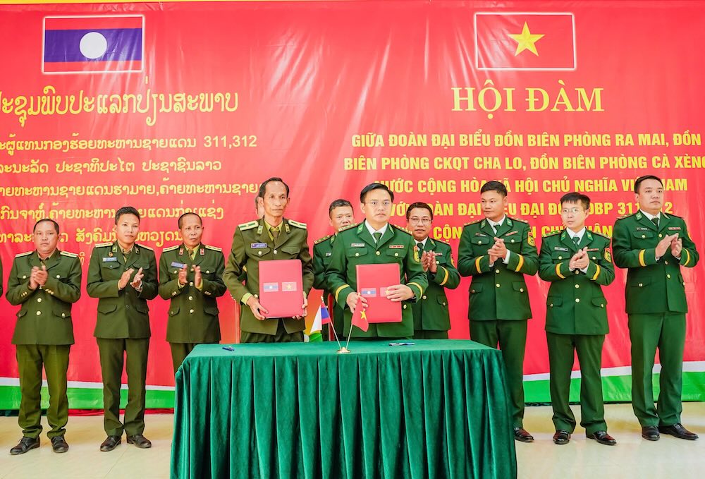 Vietnam - Laos Border Guard strengthens coordination at the border. Photo: Hoai Nam