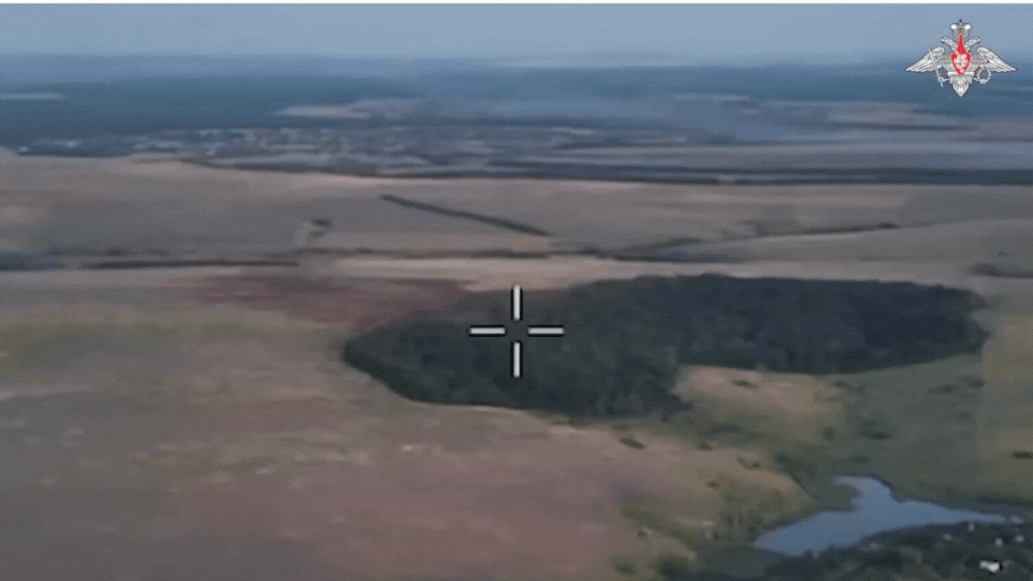Russian artillery attacked the Ukrainian base. Photo: Cut from video of the Russian Ministry of Defense