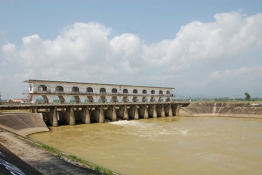 Da Nang mobilizes forces to tighten the safety of more than 30 dams and reservoirs. Photo: Nguyen Thi