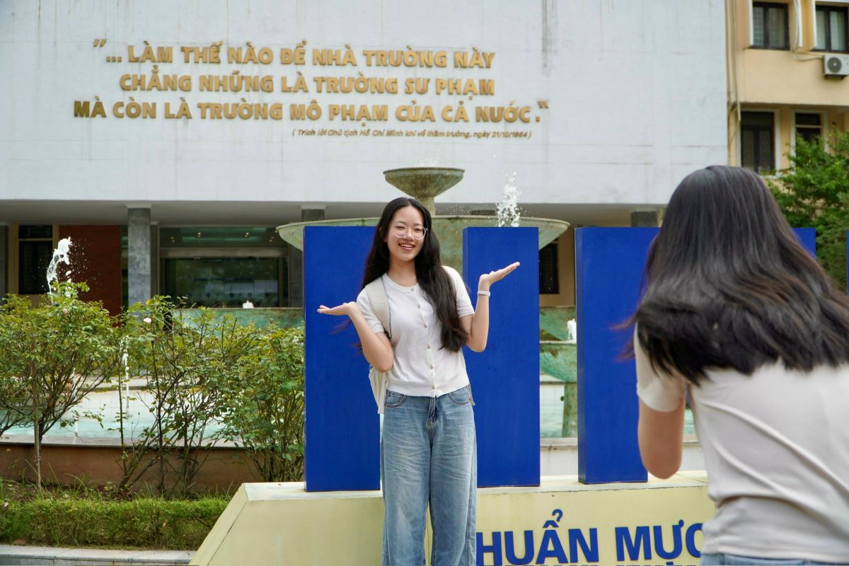 Thi sinh tham du ky thi danh gia nang luc, tranh suat vao Truong Dai hoc Su pham Ha Noi nam 2025. Anh: Anh Duc