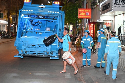 ハノイパレードの環境衛生全体。写真：Dinh Hiep