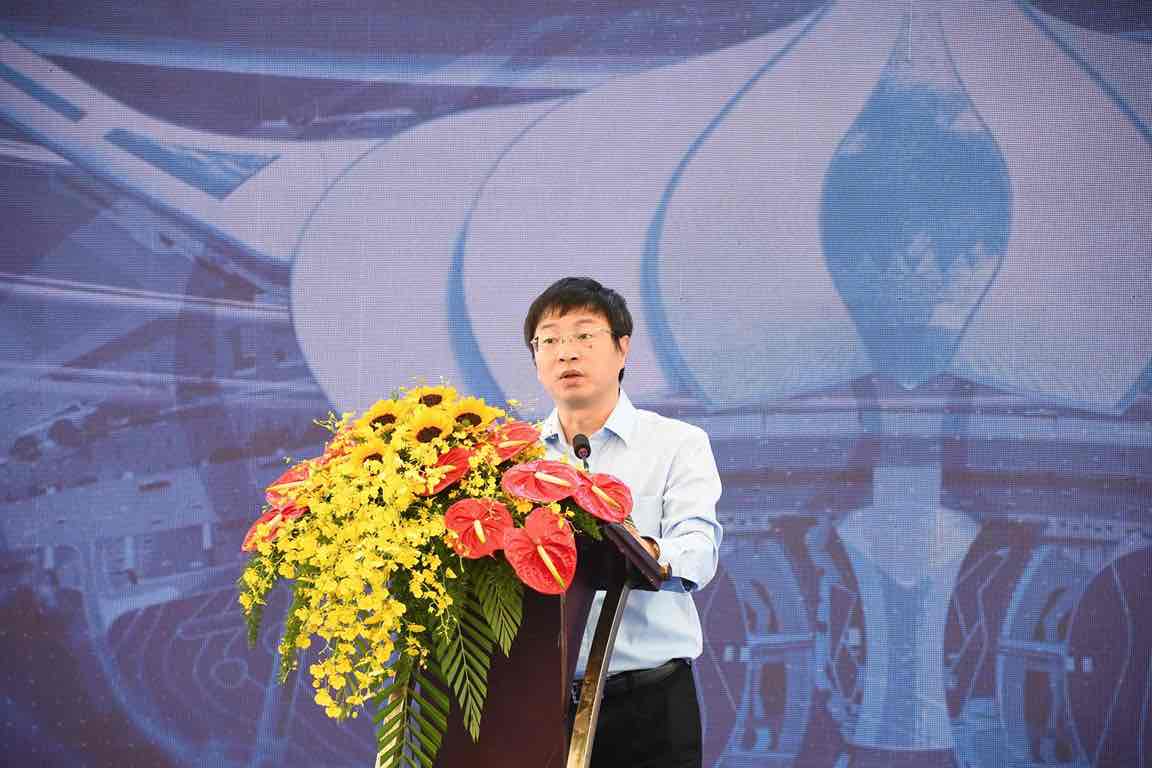 Ong Nguyen Cao Cuong - Pho Tong Giam doc ACV phat bieu tai ngay hoi. Anh: HAC
