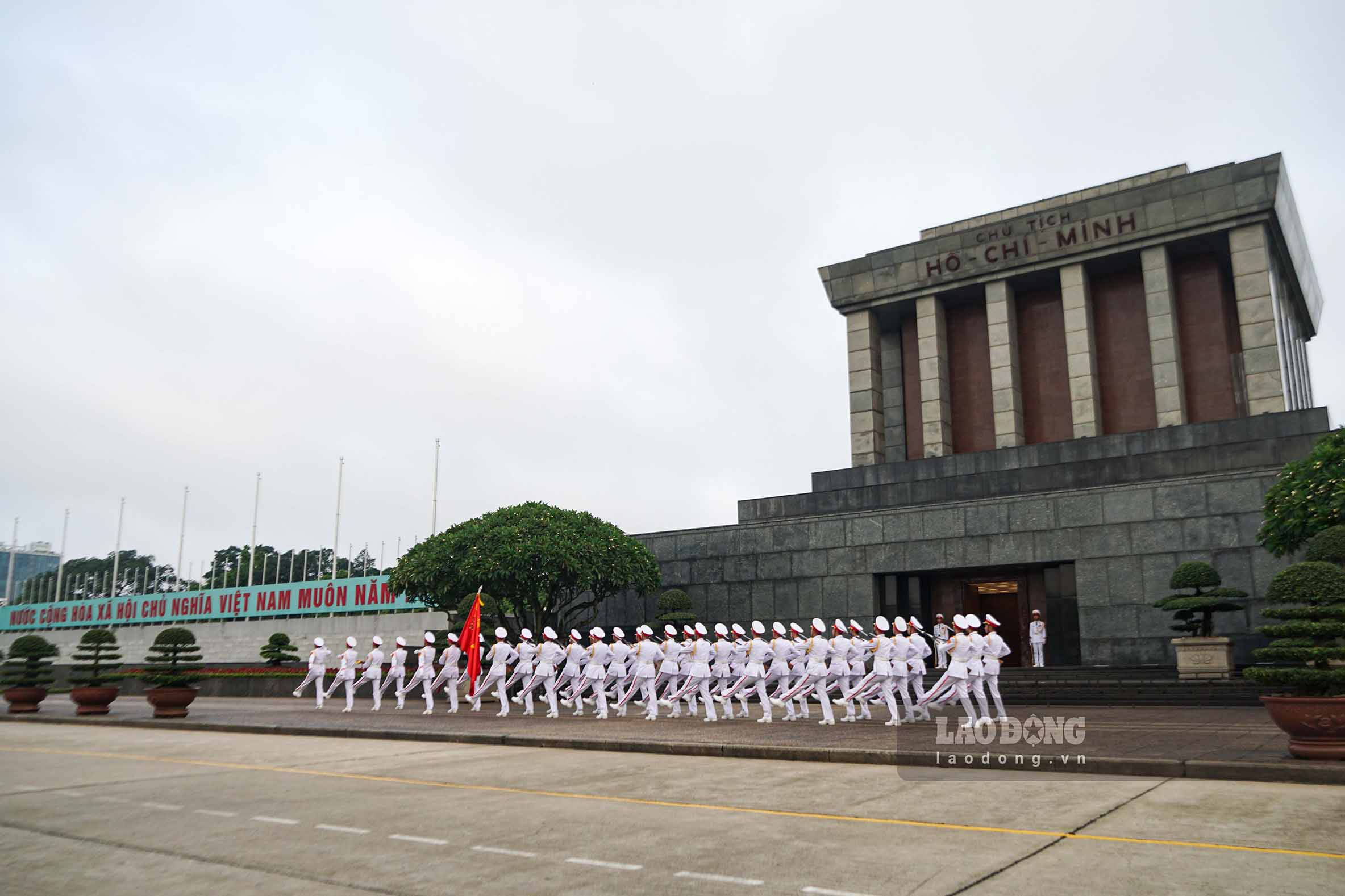 Quang truong Ba Dinh lich su. Anh: Huu Vu