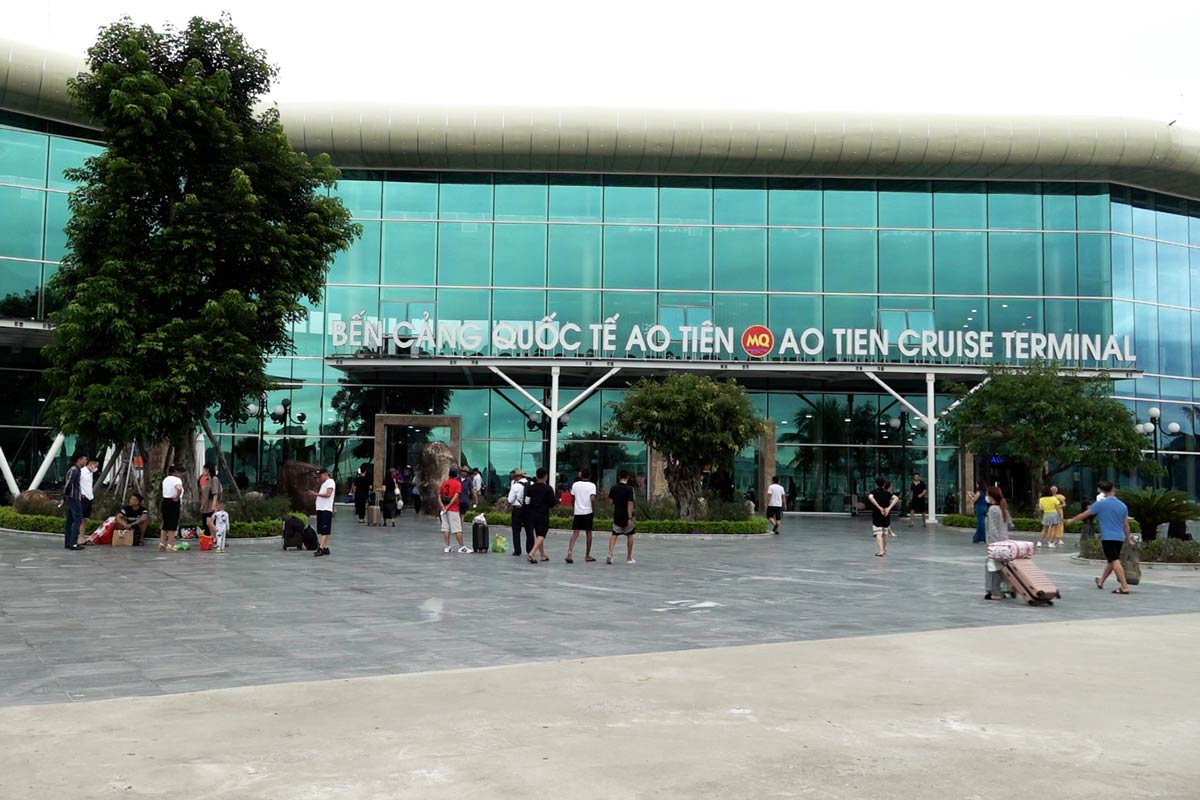 Toan canh Cang tau khach quoc te Ao Tien, Dac khu Van Don, Quang Ninh. Anh: Doan Hung