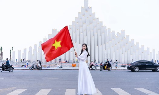 Check-in tại công trình điểm nhấn tháp Tam Thắng. Ảnh: NVCC