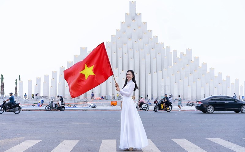 Check-in at the Tam Thang Tower highlight project. Photo: NVCC