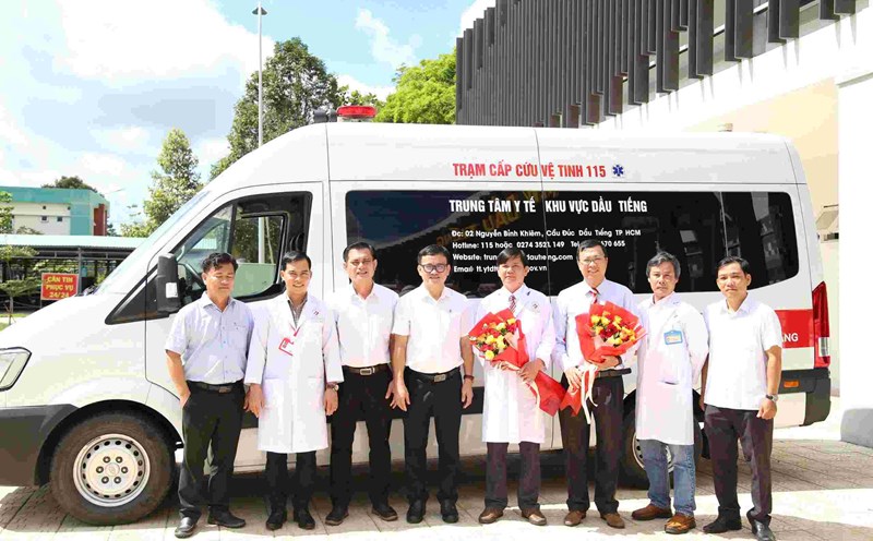 Launch of the 115 satellite emergency station at the Dau Tieng Regional Medical Center. Photo: Provided by Dr. Huynh Minh Chin