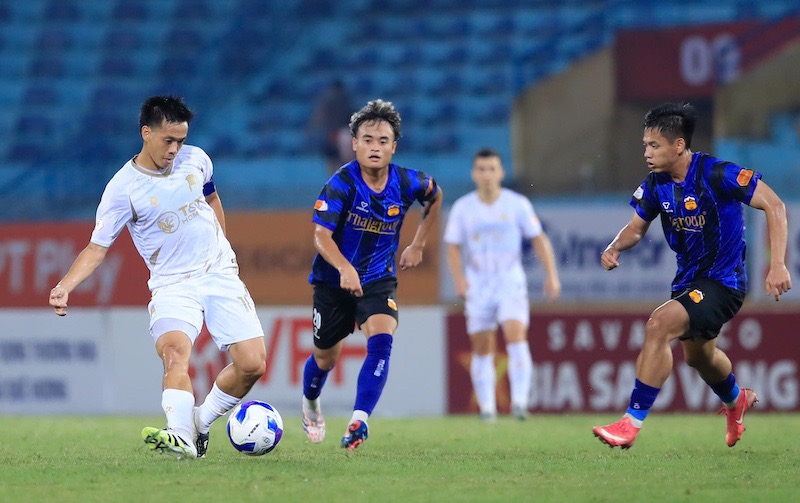 Ha Noi FC van kho khan trong viec trien khai tan cong
